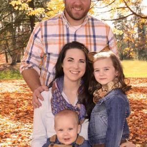 Meet your Posher, Holly